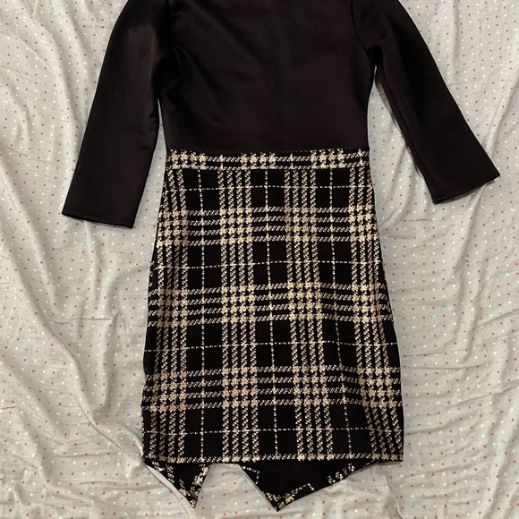 Dress - Picture 4 of 4